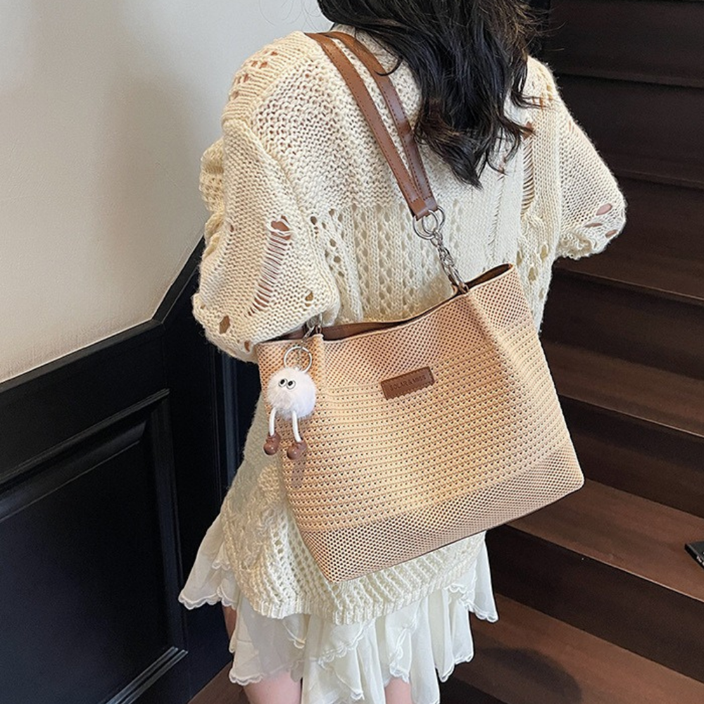 Vivelle Woven Tote Bag