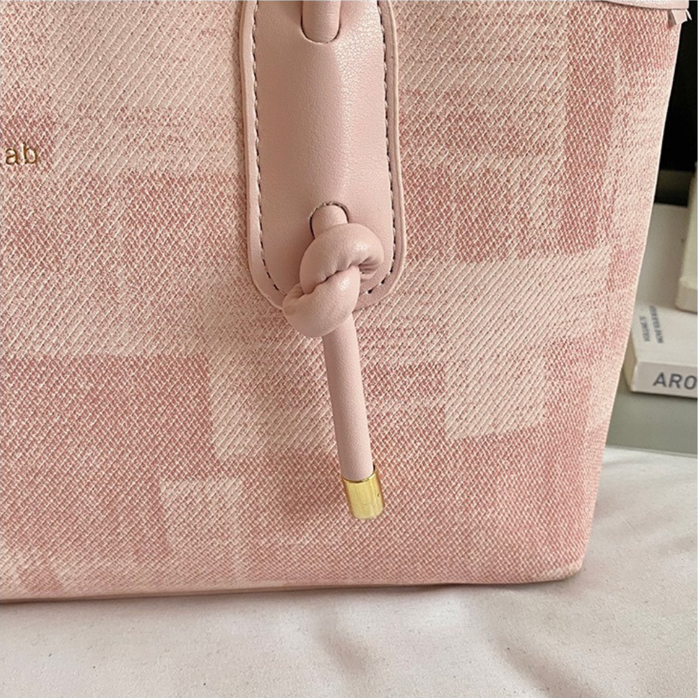 Roséline Shoulder Bag