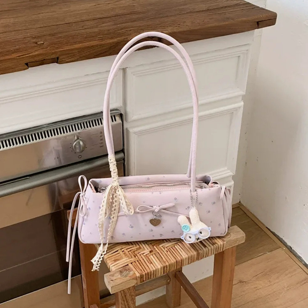 Célisse Slim Shoulder Bag
