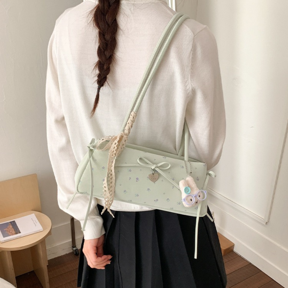Célisse Slim Shoulder Bag