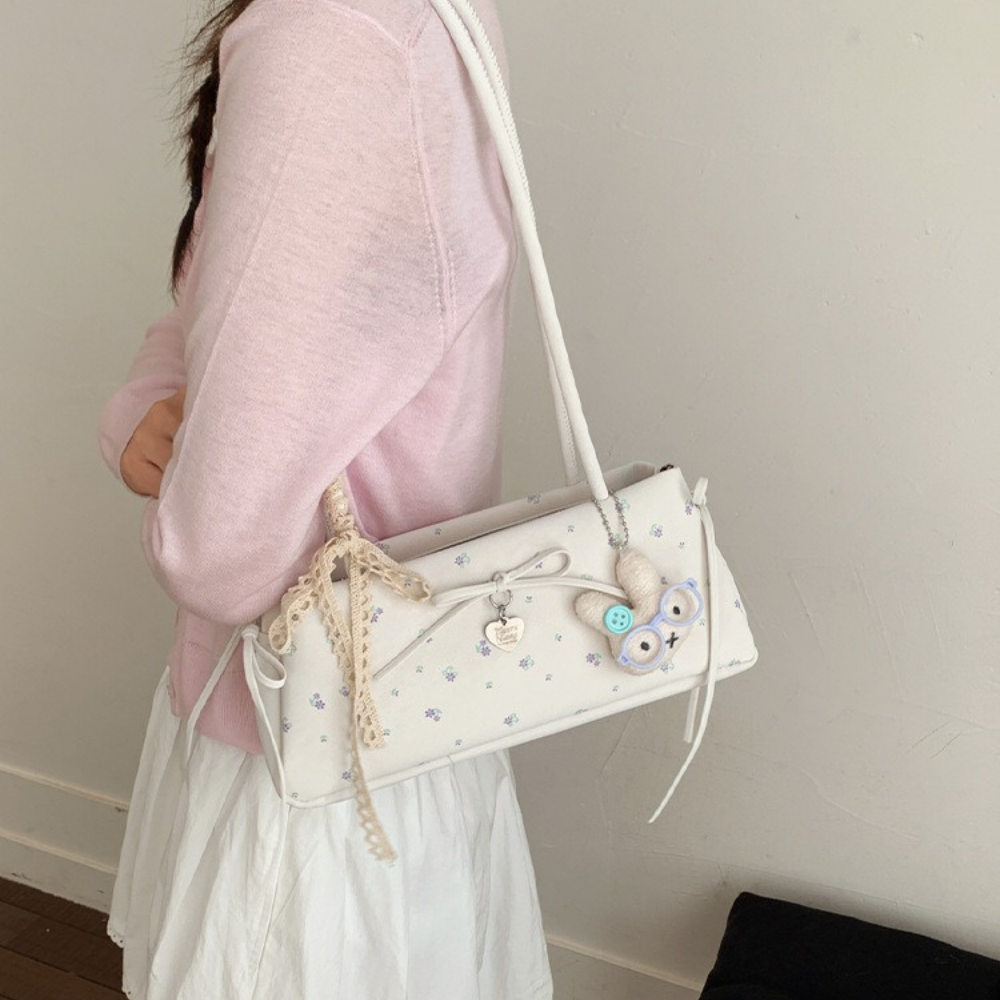 Célisse Slim Shoulder Bag