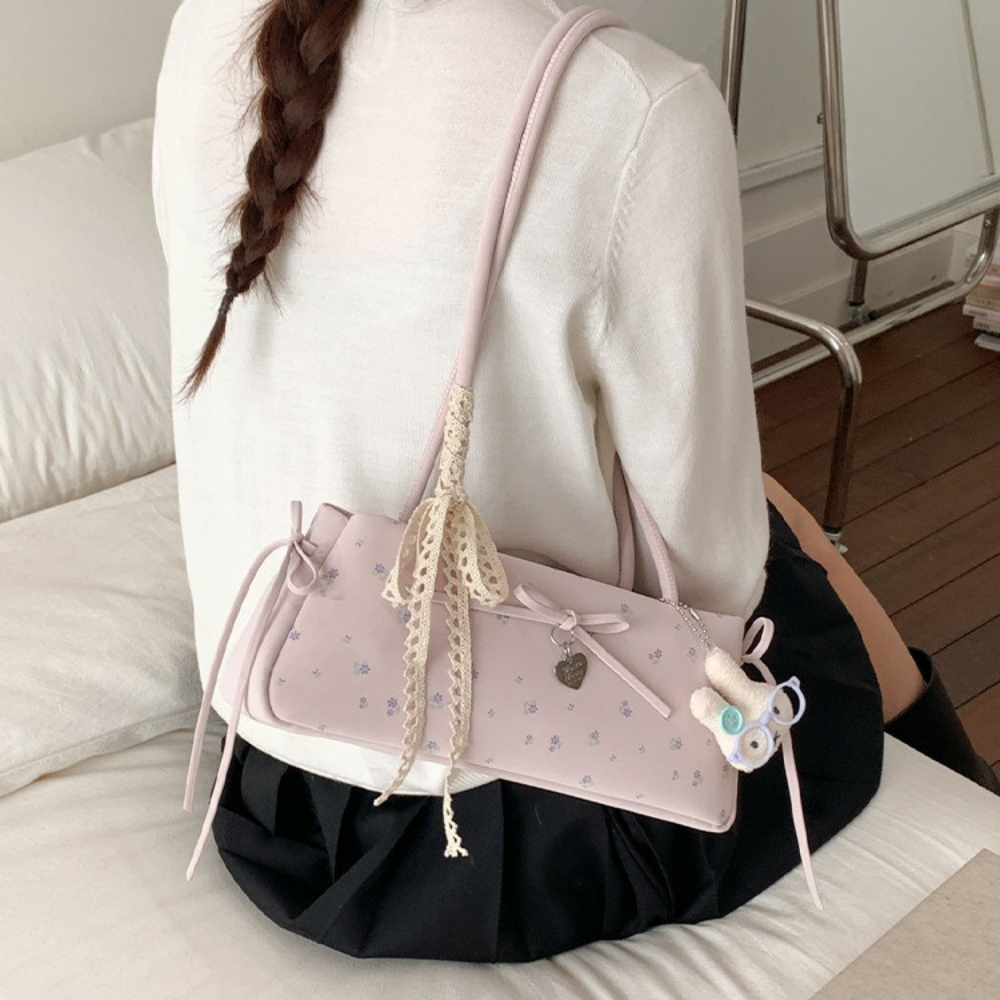 Célisse Slim Shoulder Bag
