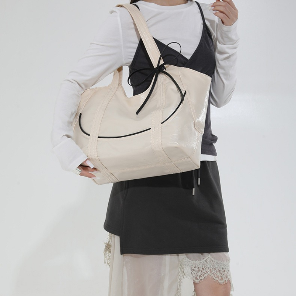 Clovara Glossy Tote Bag