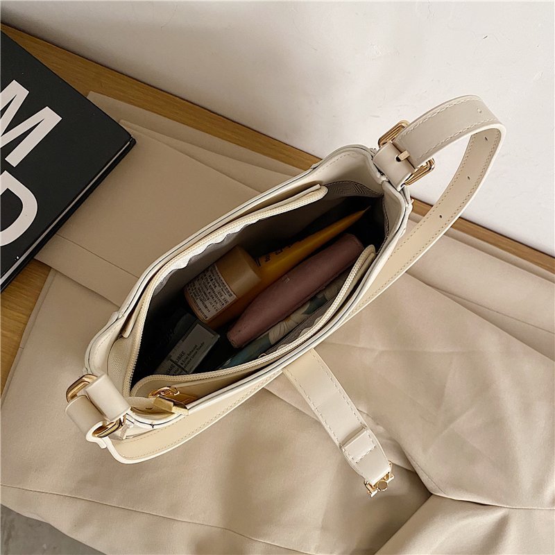 Rivoire Vegan Leather Shoulder Bag