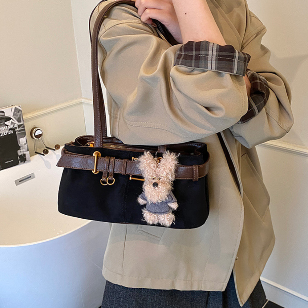 Lunéa Cat Charm Shoulder Bag