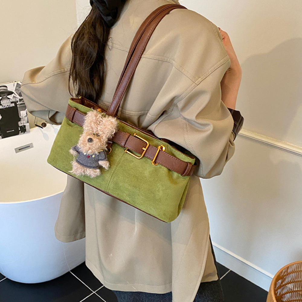 Lunéa Cat Charm Shoulder Bag