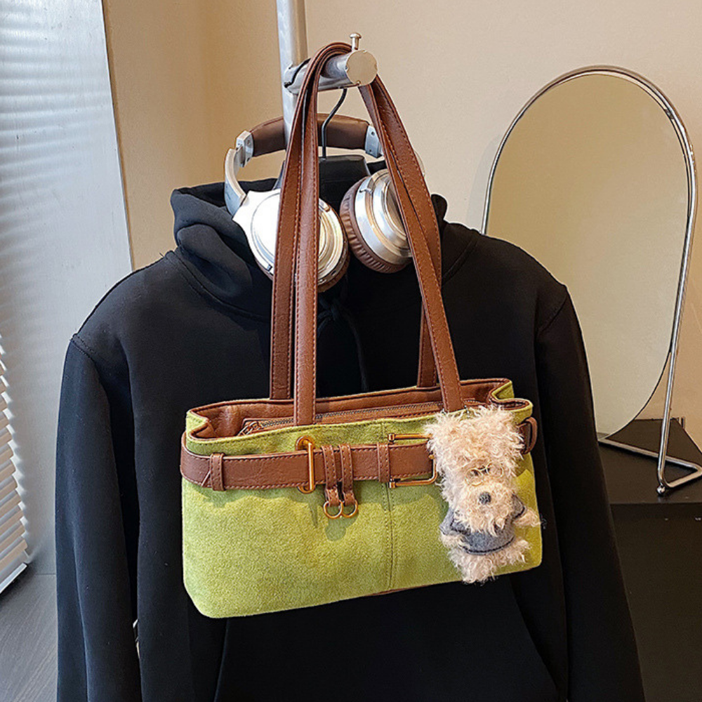 Lunéa Cat Charm Shoulder Bag
