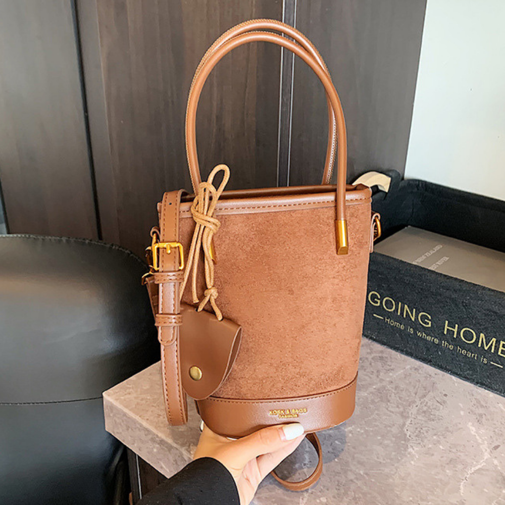 Évora Suede-Look Bucket Bag