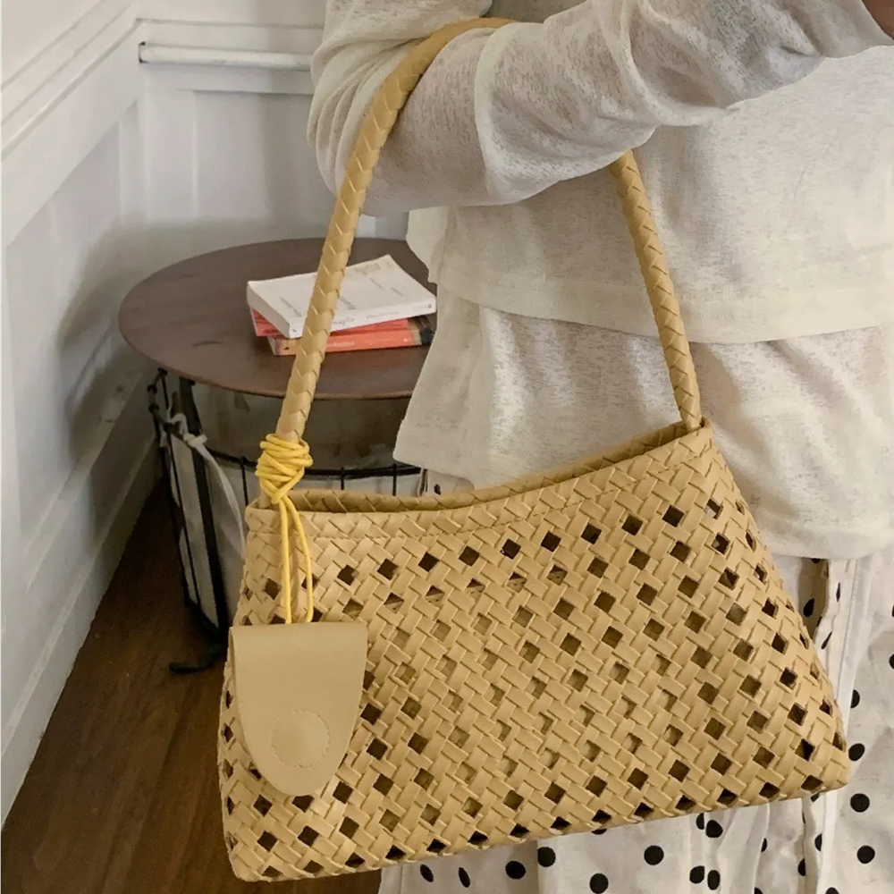 Tesoria Woven Shoulder Bag