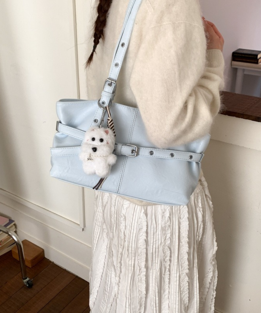 Lioré Shoulder Bag