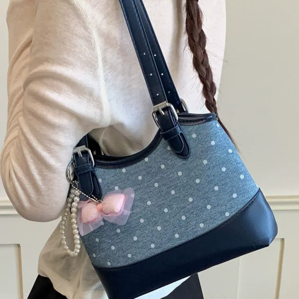 Noirette Bow Charm Shoulder Bag