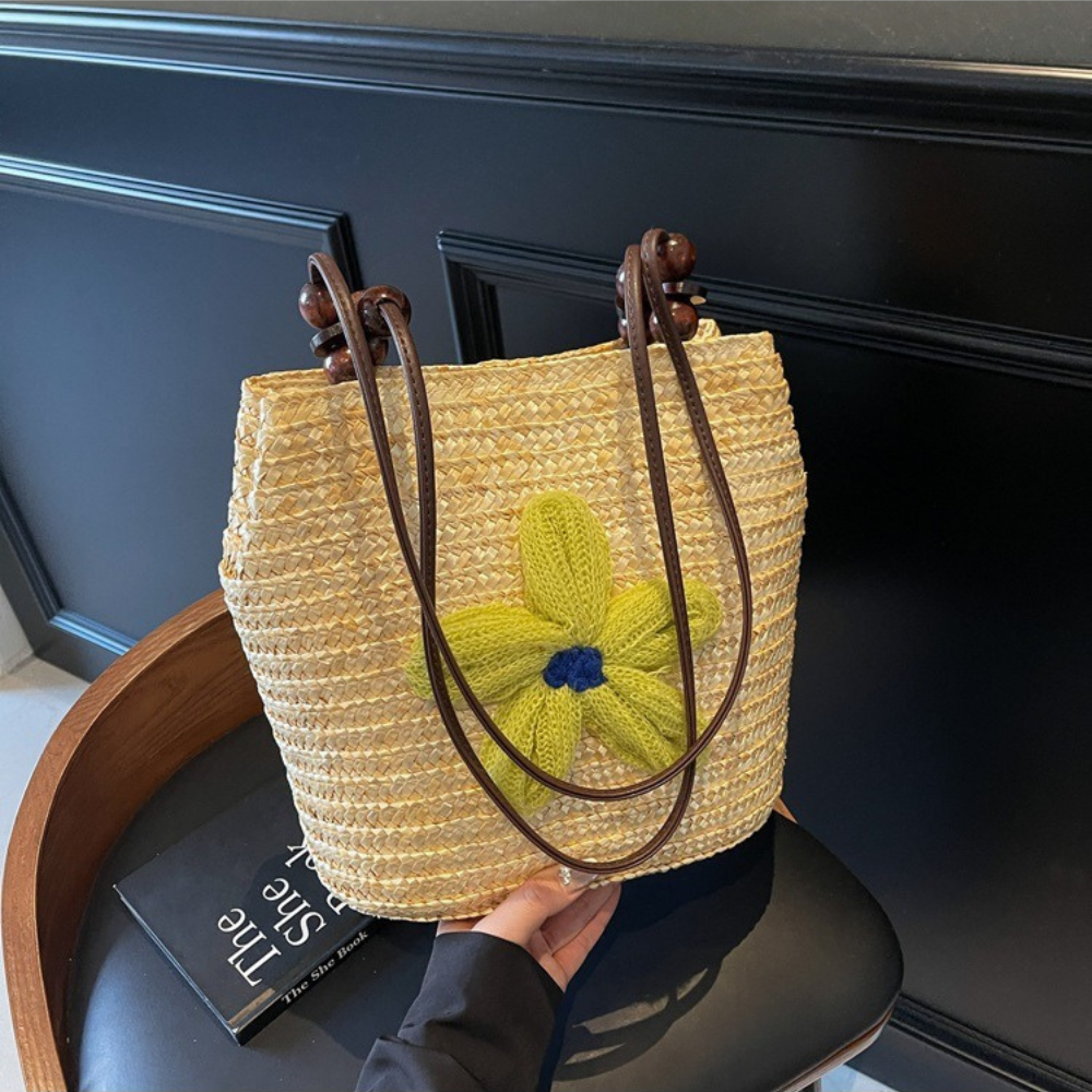 Fleurwave Woven Straw Shoulder Bag