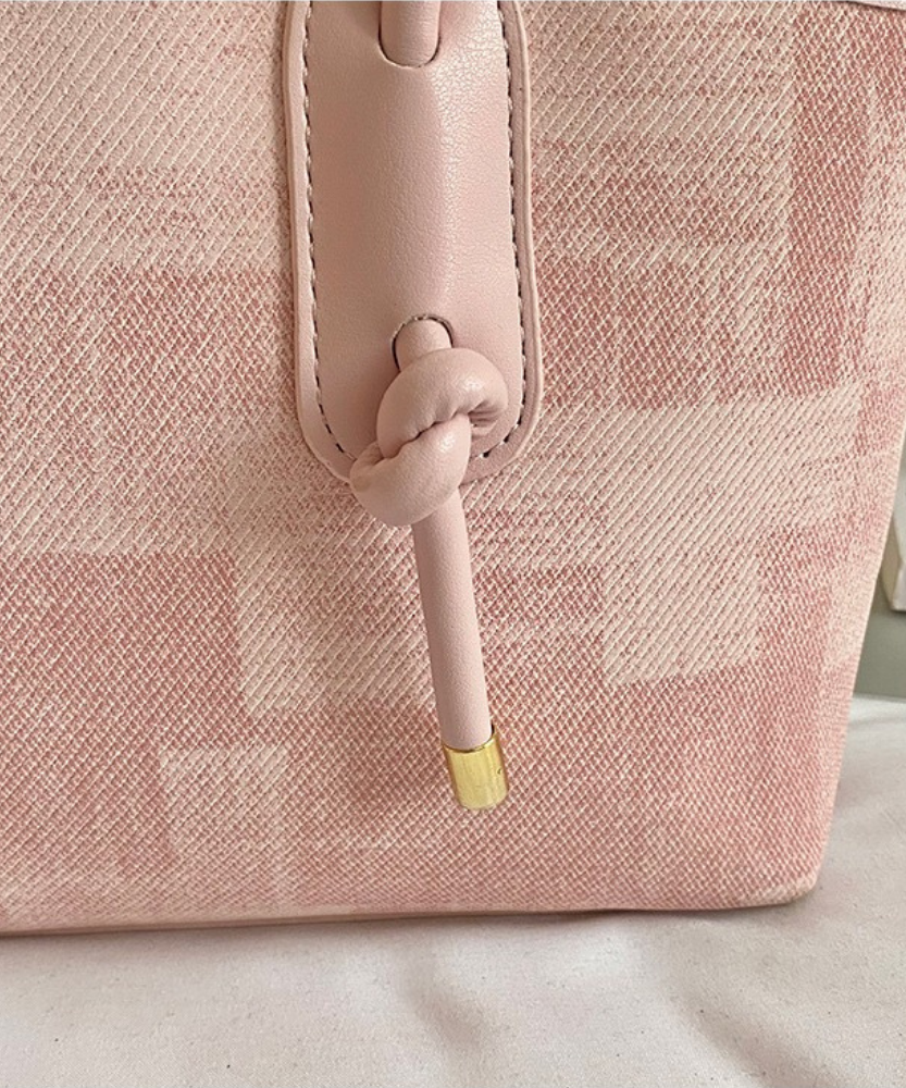 Roséline Shoulder Bag