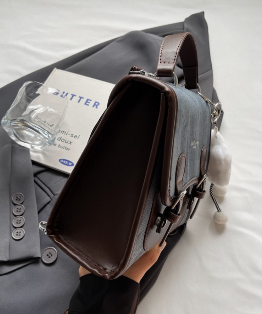 Nyvra Compact Flap Shoulder Bag