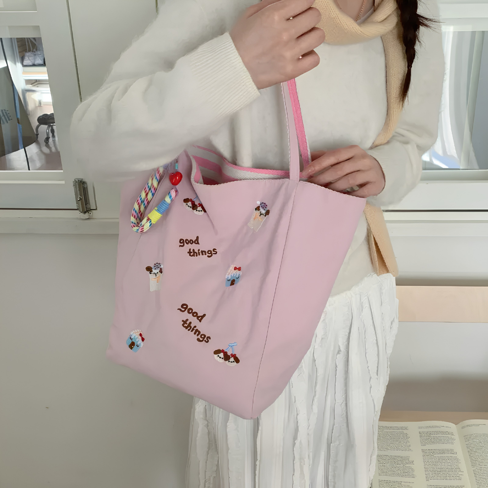 Fioratta Embroidered Tote Bag