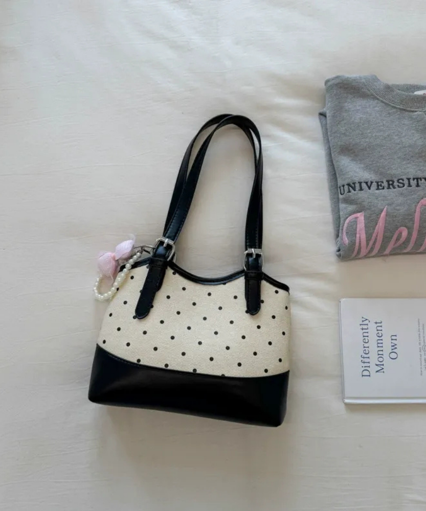 Noirette Bow Charm Shoulder Bag