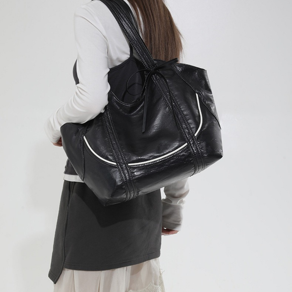 Clovara Glossy Tote Bag