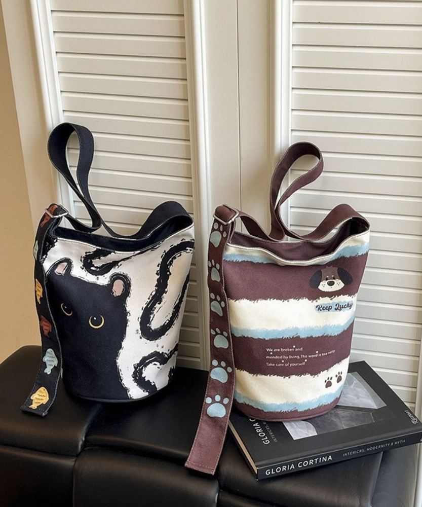 Kerina Printed Bucket Bag