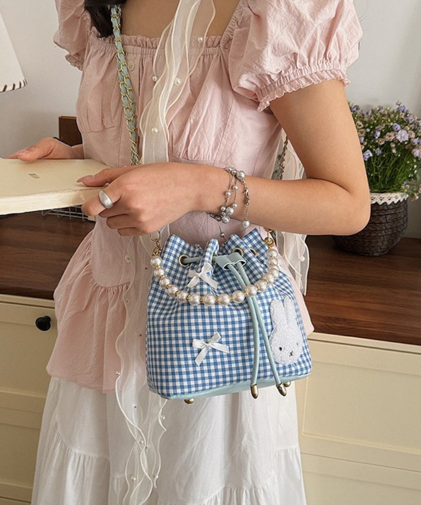 Quenra Bucket Bag
