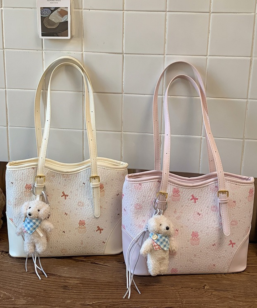 Elarique Shoulder Bag