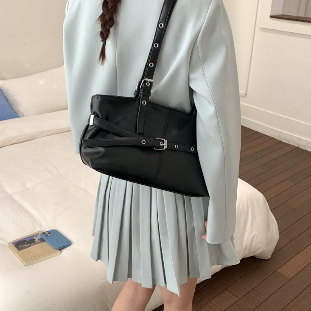 Lioré Shoulder Bag