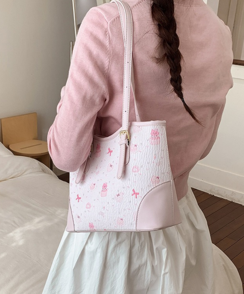 Elarique Shoulder Bag