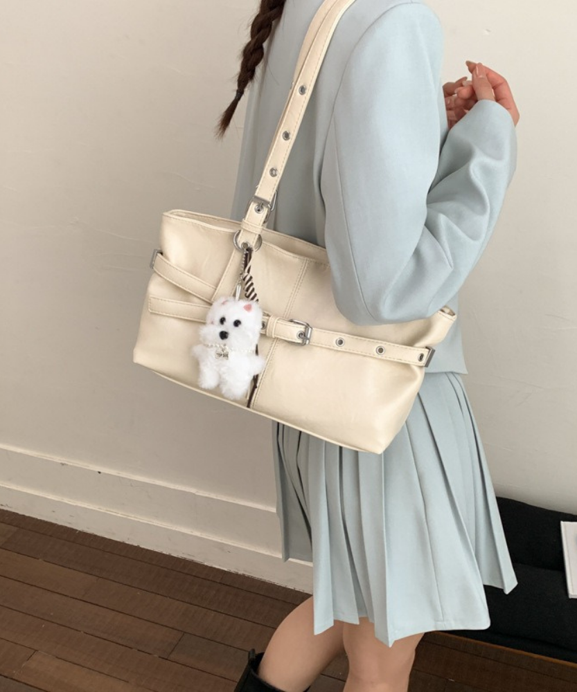 Lioré Shoulder Bag