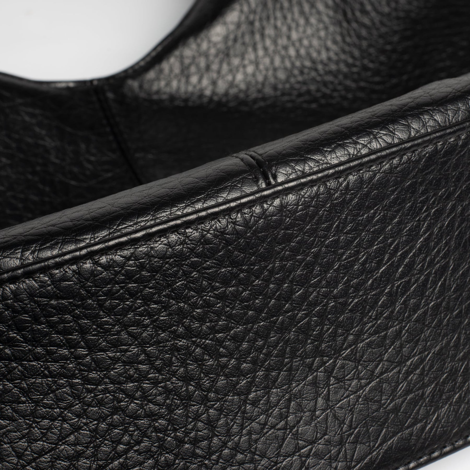Nayléa Vegan Leather Tote Bag
