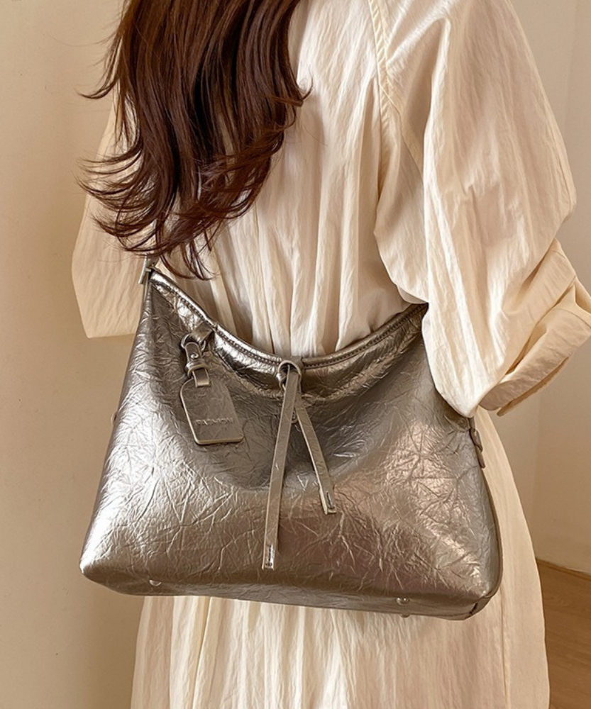 Valenne Slouchy Shoulder Bag