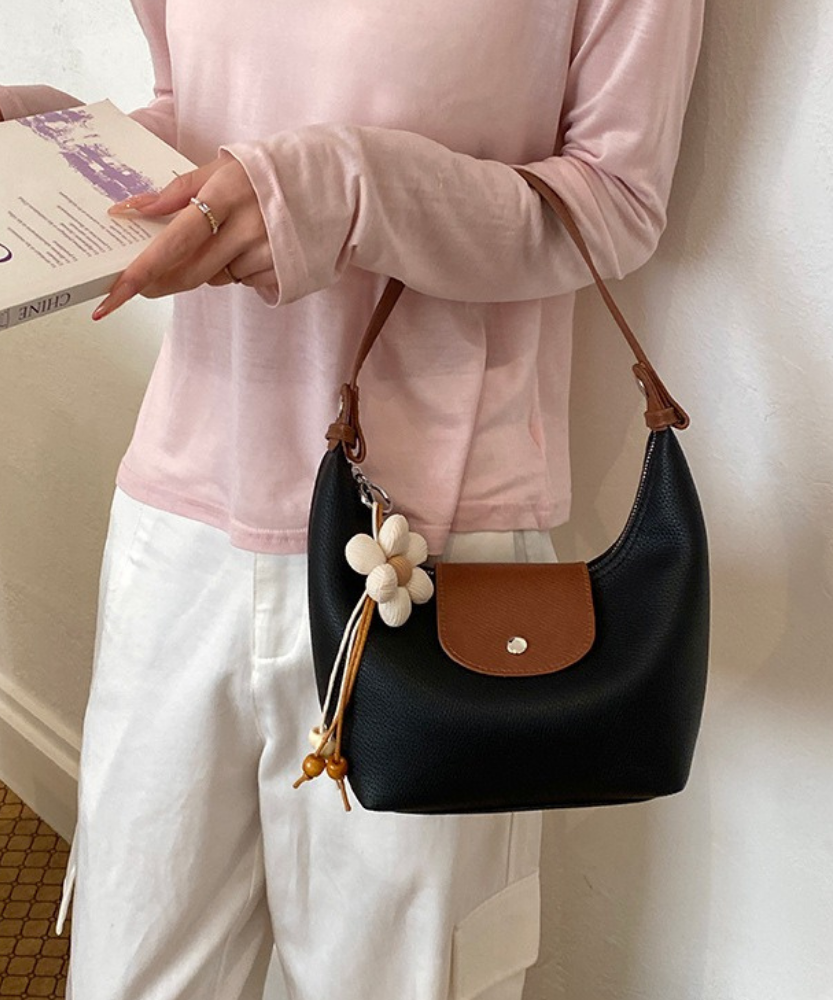 Elixa Flower Shoulder Bag