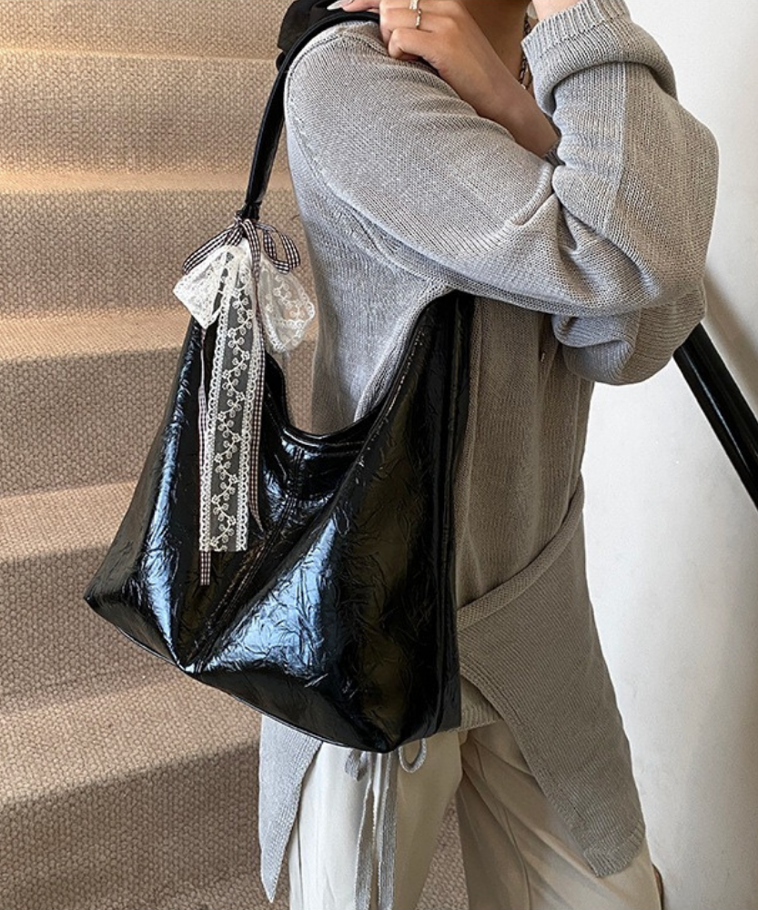 Théophane Shoulder Bag