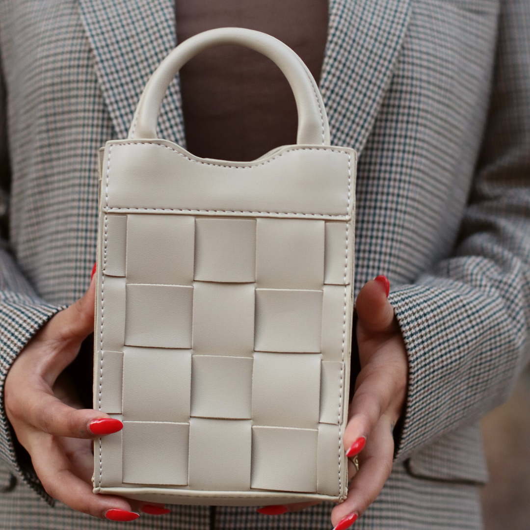 Calicé Crossbody Phone Bag