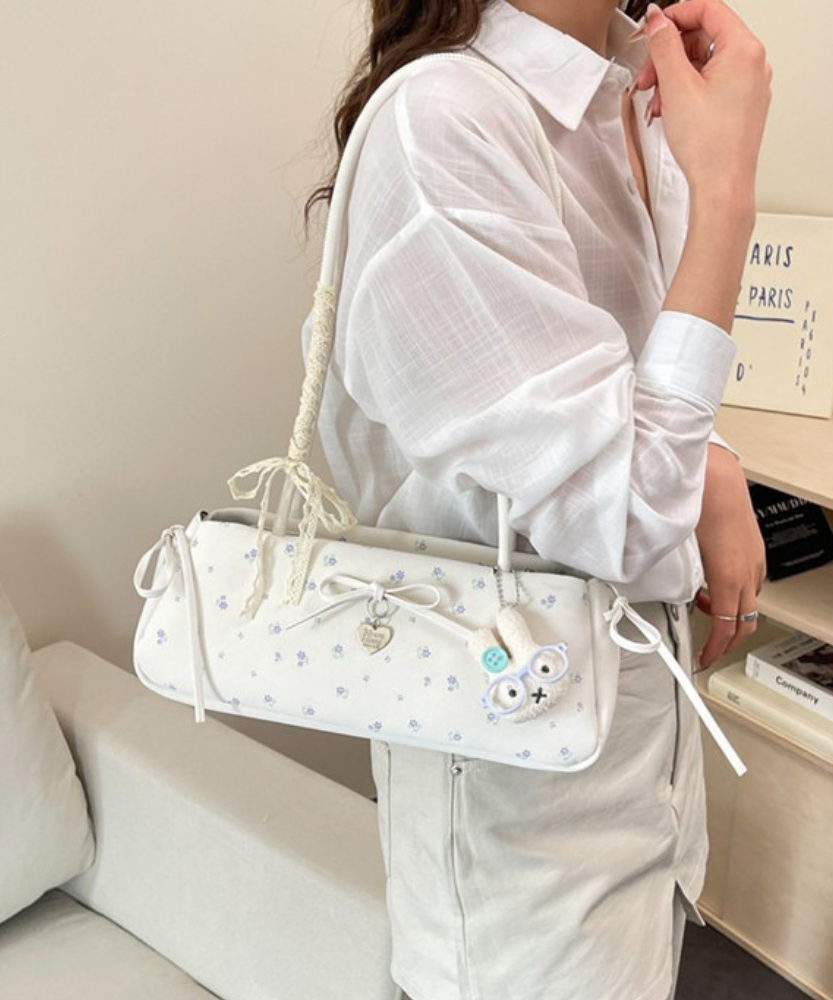 Célisse Slim Shoulder Bag