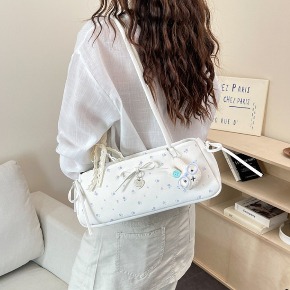 Célisse Slim Shoulder Bag
