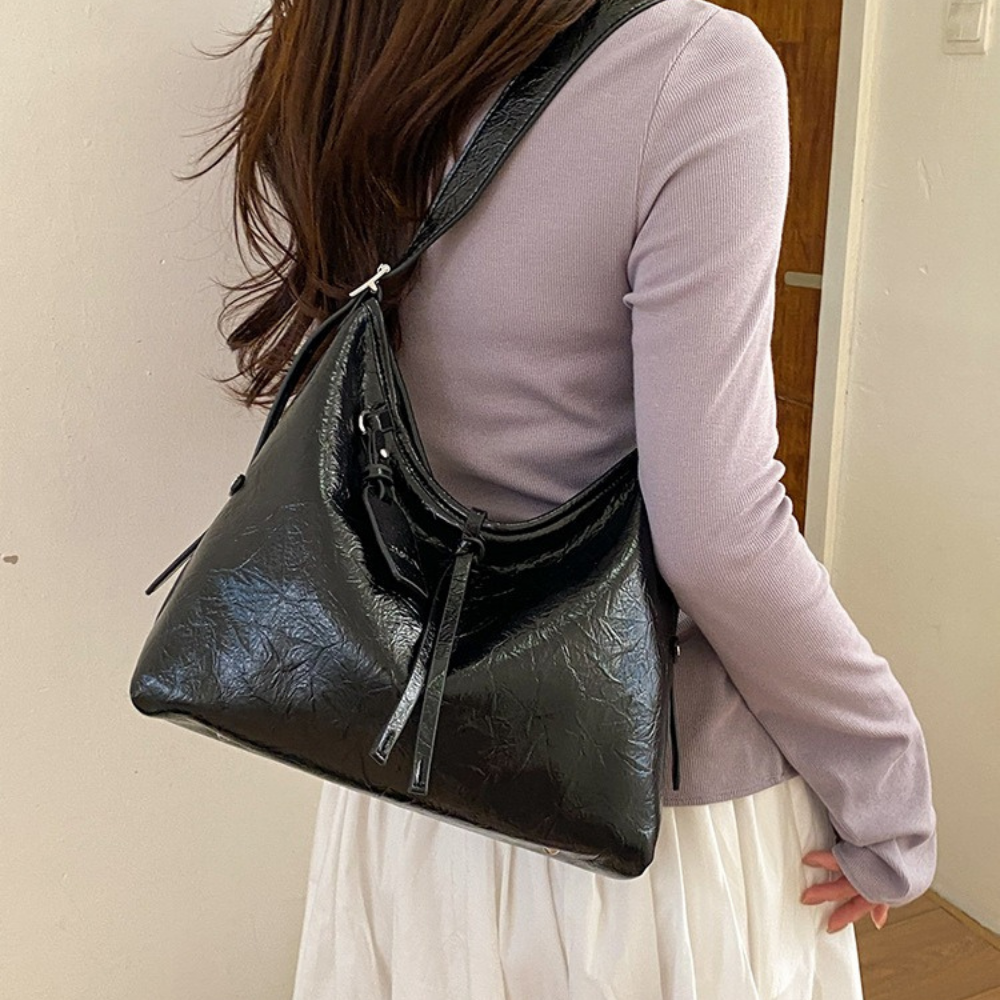 Valenne Slouchy Shoulder Bag