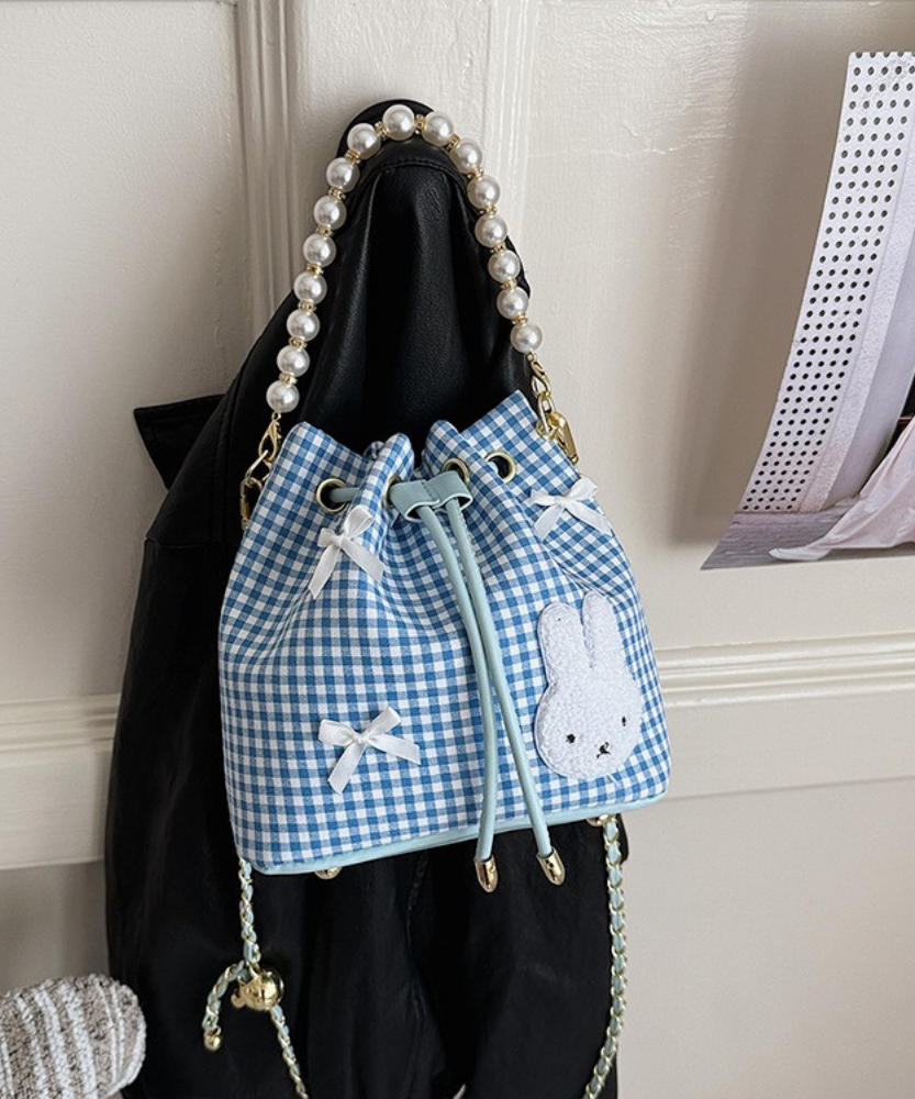 Quenra Bucket Bag