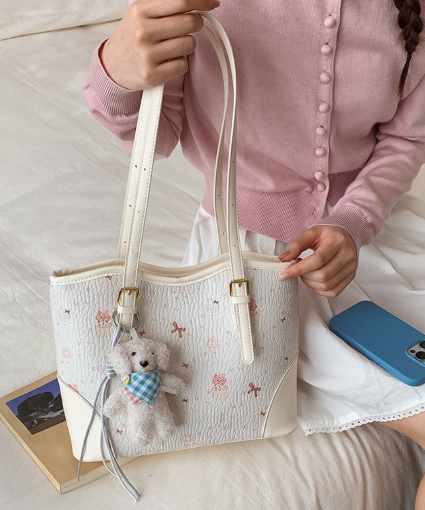 Elarique Shoulder Bag