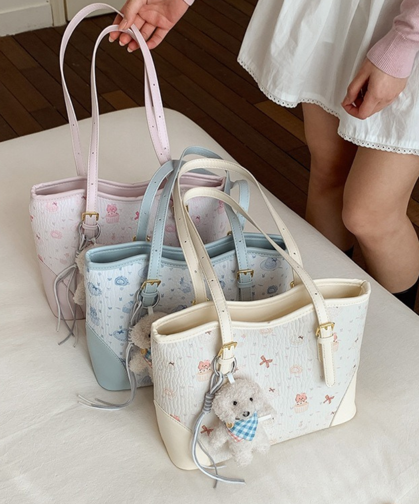Elarique Shoulder Bag