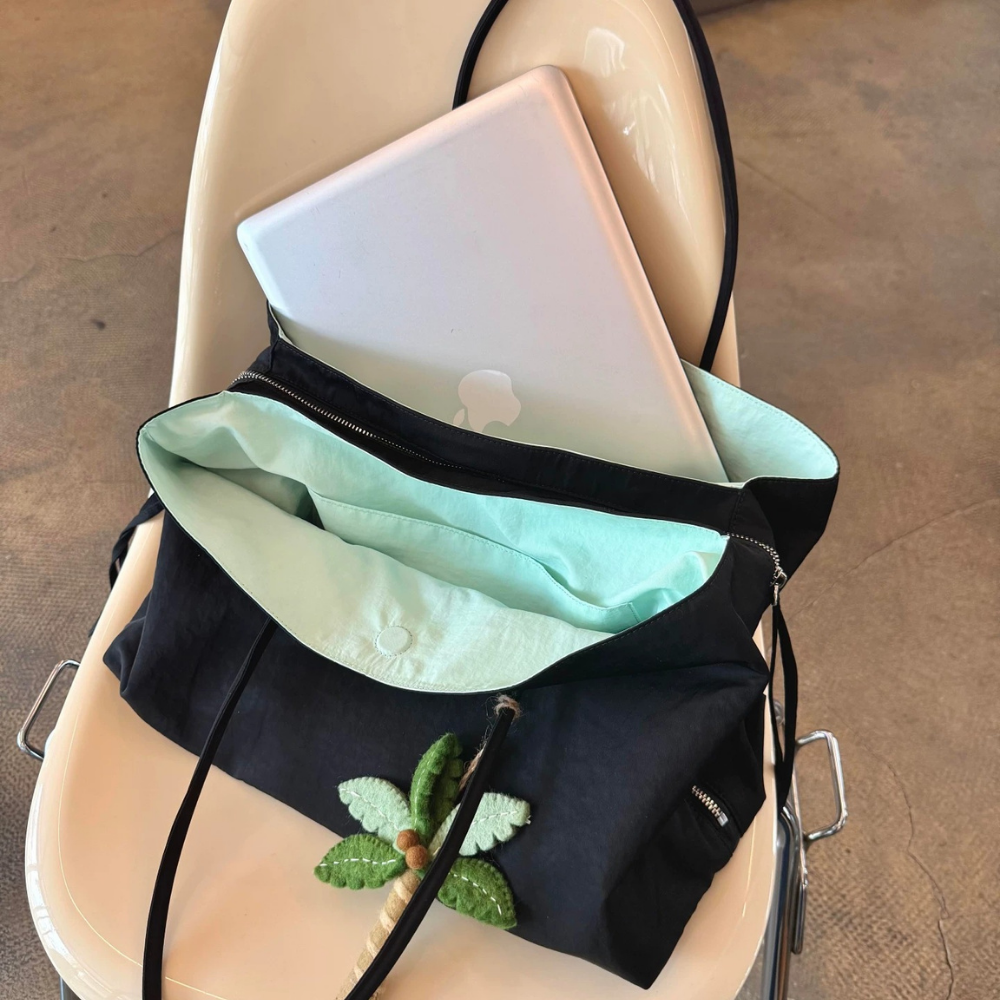 Nyssa Shoulder Tote Bag