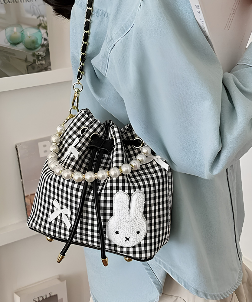 Quenra Bucket Bag