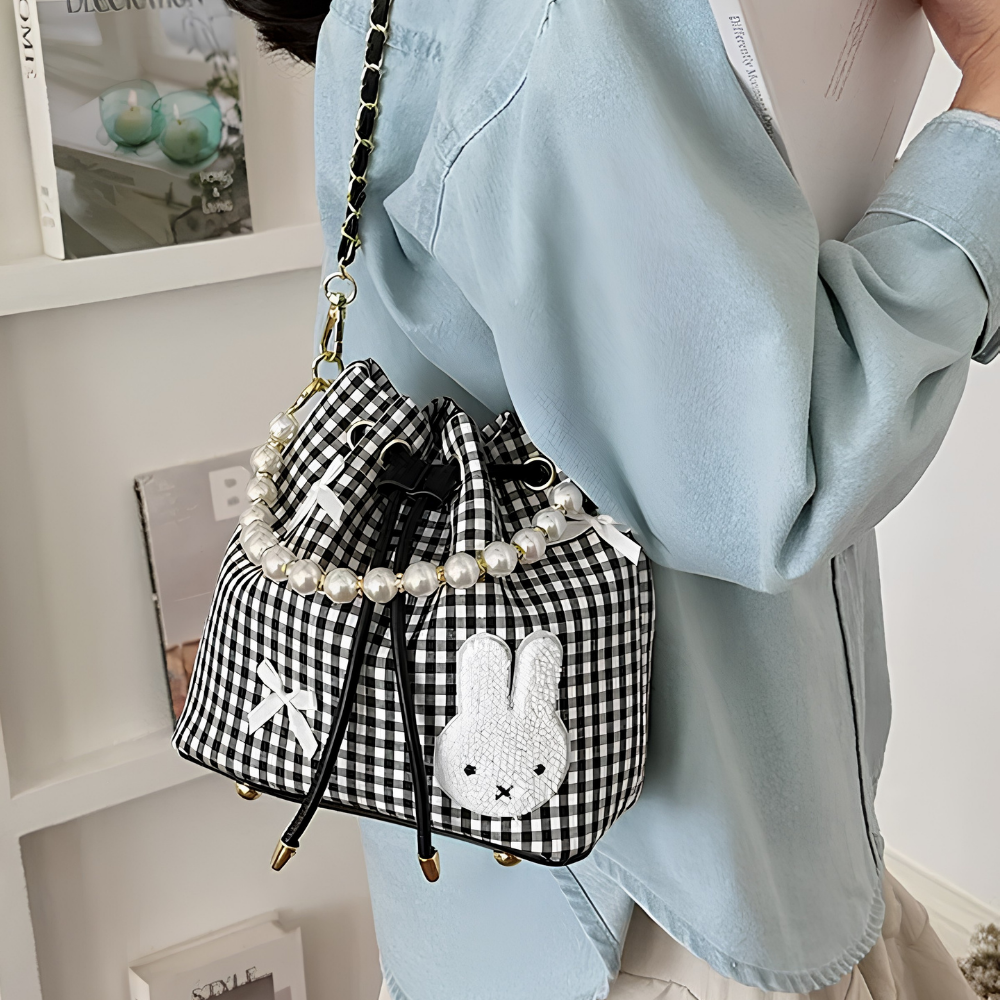 Quenra Bucket Bag