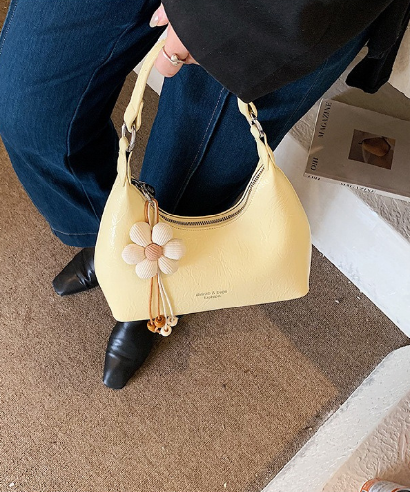 Dymira Flower Shoulder Bag