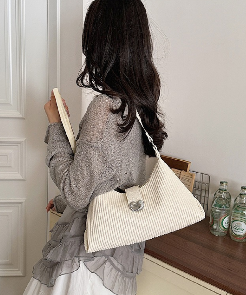 Vanthea Pleated Shoulder Bag