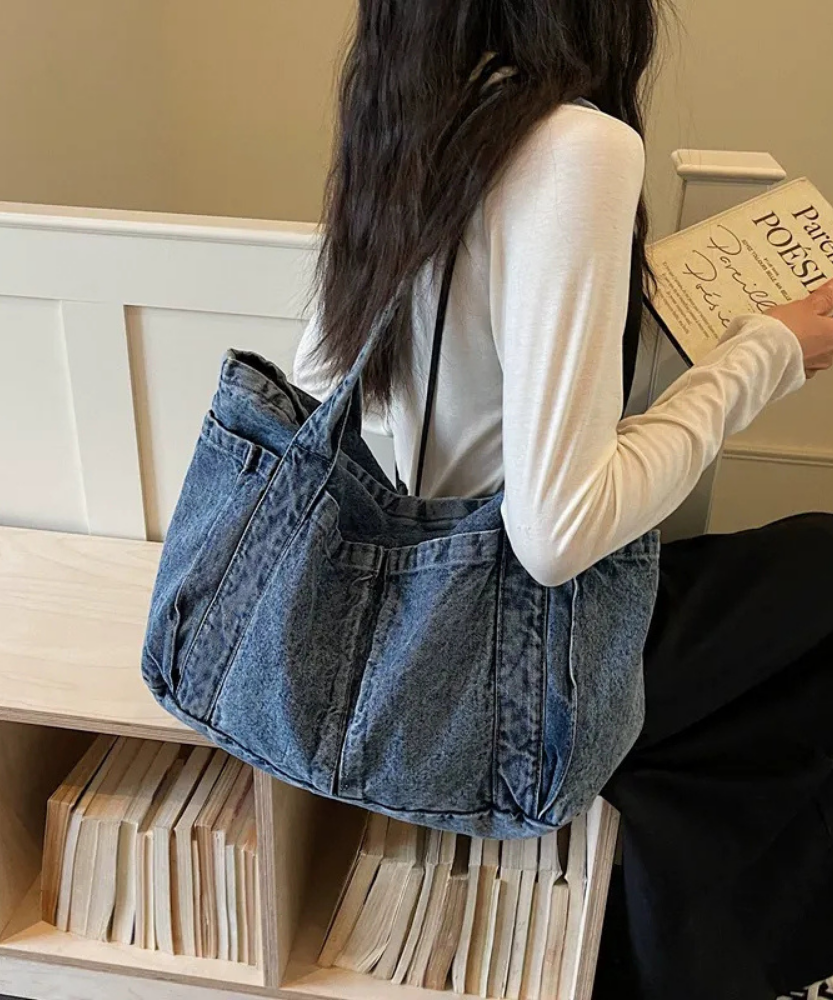 Kavron Tote Bag