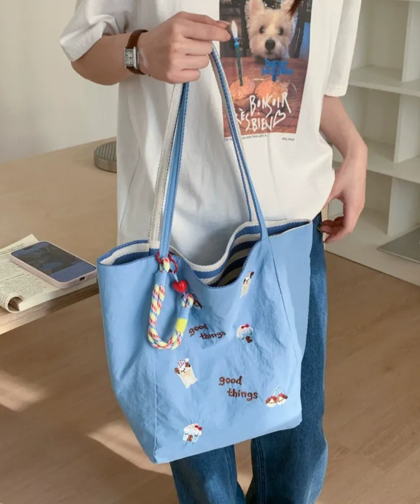 Fioratta Embroidered Tote Bag