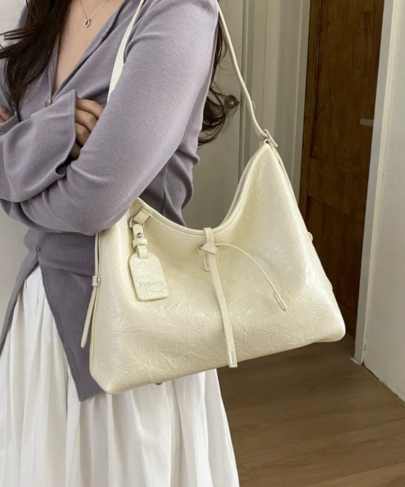 Valenne Slouchy Shoulder Bag