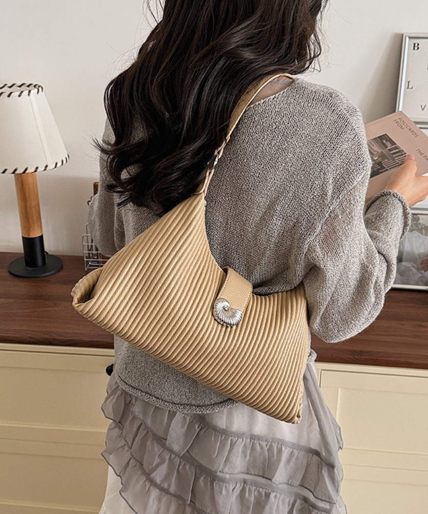 Vanthea Pleated Shoulder Bag