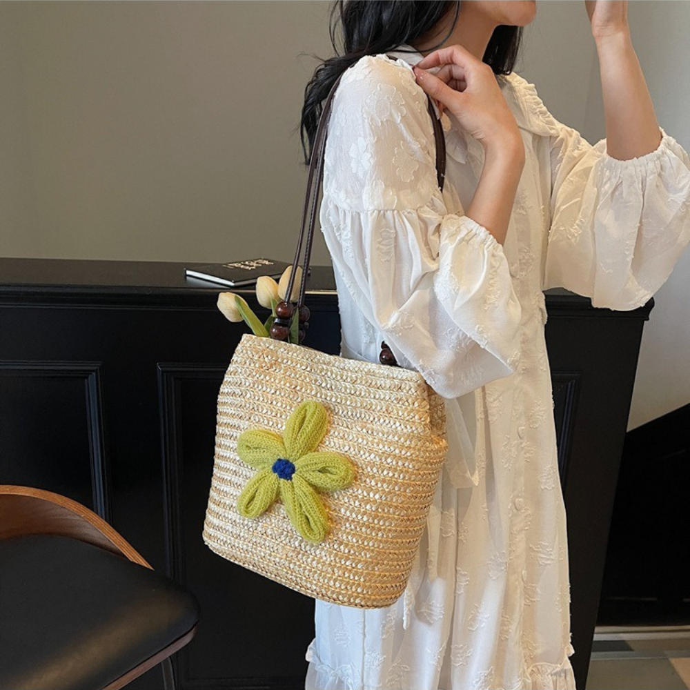 Fleurwave Woven Straw Shoulder Bag