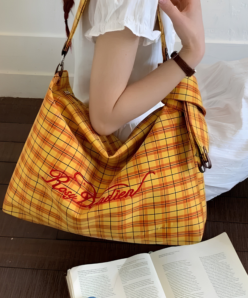 Givrelle Plaid Shoulder Bag