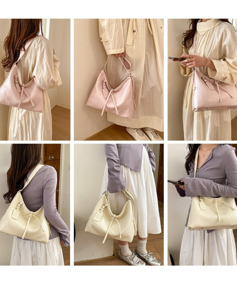 Valenne Slouchy Shoulder Bag
